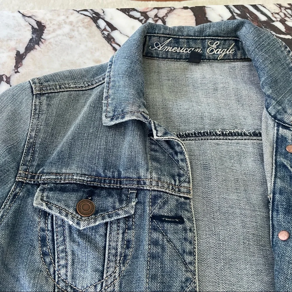 American Eagle Small Denim Jean Jacket - Picture 9 of 11